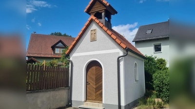 Seit 75 Jahren ziert die Dorfkapelle die Ortschaft Feilersdorf (Bild: Stefan Lex)