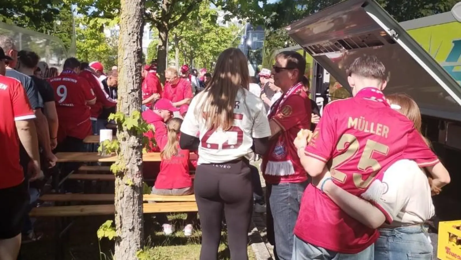 Meister-Fans. (Bild: Josef Finster)
