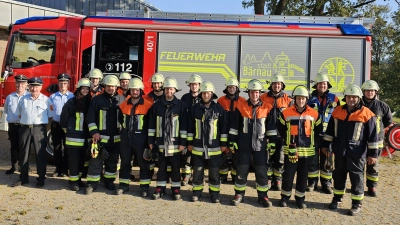 Leistungsprüfung „Die Gruppe im Hilfeleistungseinsatz” legten insgesamt 16 Feuerwehrfrauen und -Männer ab. (Bild: Christian Gleißner)