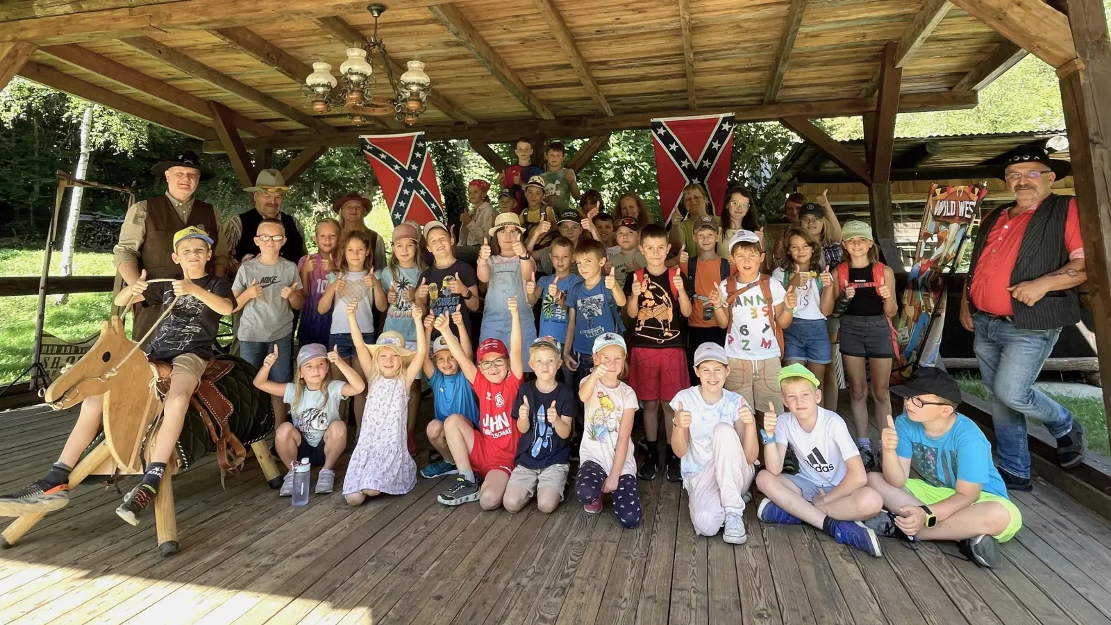 Die Kinder waren voller Freude und Elan beim „Kinder-Rodeo“ im Gelände des Country- und Westernclubs „Wild Bunch“ in Saltendorf.  (Bild: Thomas Stegerer)