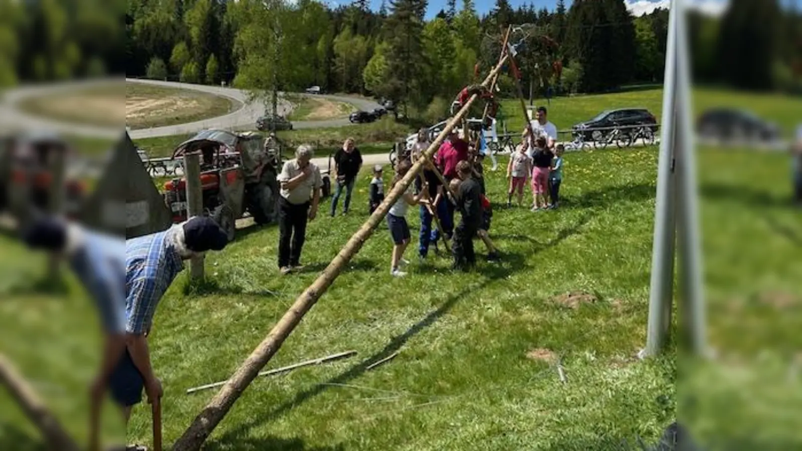 Kindermaibaum-Aufstellen OWV Georgenberg (Bild: Anja Thalhauser)
