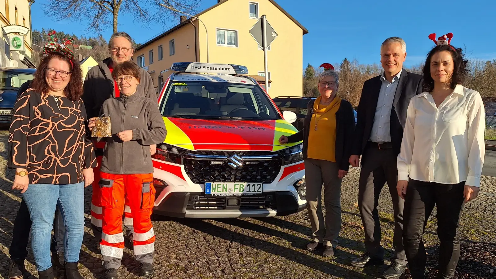 Übergab der Spende an den HvO Flossenbürg - v.links: Andrea Egner, Heike und Manfred Sladky, Christel Herling, Thomas Meiler, Pamela Wünsche  (Bild: Alexander Sailer)