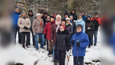  Rast am Holzschlachtdenkmal. (Bild: Gabi Ernst )