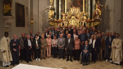 30 Paare feierten in Schnaittenbach ihr Ehejubiläum. (Bild: Franziska Reiß)