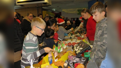 Besucherrekord beim Adventsbasar der St. Felix Schule  (Bild: Andrea Kostka)