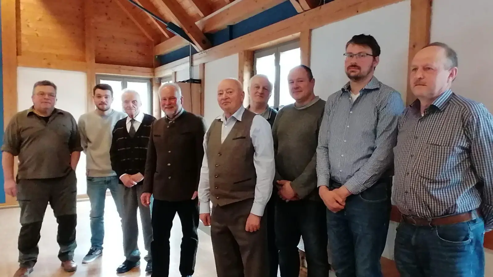 Anton Kraus, Gerhard Reitinger, Christoph Lindner, Sebastian Lindner, Christoph Bodensteiner, Alwin Kleber, Hermann Kleber sen., Lorenz Kleber, Hermann Kleber, jun. (von rechts). <br> <br> <br> (Bild: Alwin Kleber)