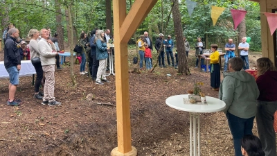 1. Vorsitzende Theresia Dobler dankt allen Unterstützern (Bild: Jennifer Weiß)