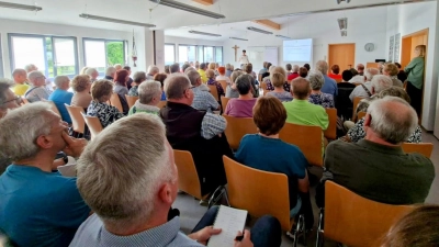 Vortrag „Vorsorgen” in der Ökm. Sozialstation. (Bild: Birgit Singer-Grimm)