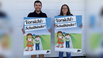 von links: Philipp Troppmann JU-Ortsvorsitzender und JU- Stadtrat und Nina Stoppa JU-Stadträtin. (Bild: Miriam Troppmann)