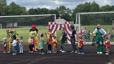 Da sind die Clowns... (Bild: Anja Spreckels)