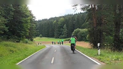 Unterwegs auf dem Simultankirchenradweg  (Bild: Gerda Stollner)