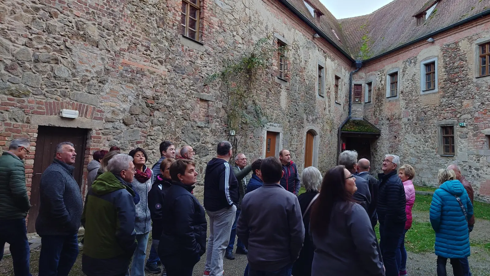 OWV Waldthurn erobert die Burg in Burgtreswitz (Bild: Dominik Klos)