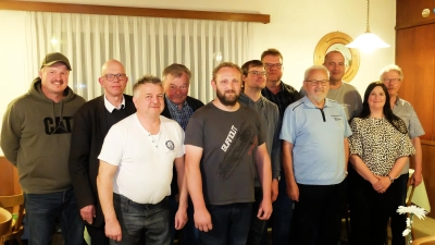 Vorstandschft der Oldtimer- u. Schlepperfreunde (Bild: Thomas Schertel)