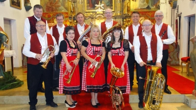 Gruppenfoto Störnsteiner Blasmusik (Bild: Michaela Schuller)