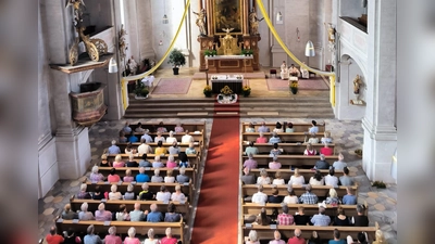 Der Festgottesdienst an Maria Himmelfahrt mit Pater Martin. (Bild: Katharina Schnurrer)