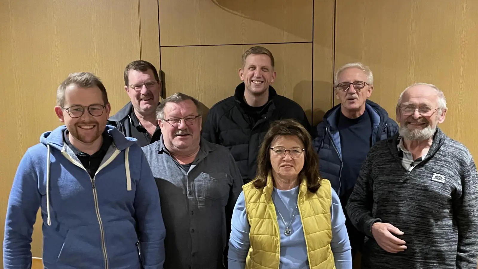 Vorstandsteam Tobias Lang, Dieter Buchner, Johannes Brenner, Michael Gradl, Maria Schlögl, Willi Gradl, Karl Dietl, Franz Ott-Preßl entschuldigt (von links). (Bild: Maria Schlögl)