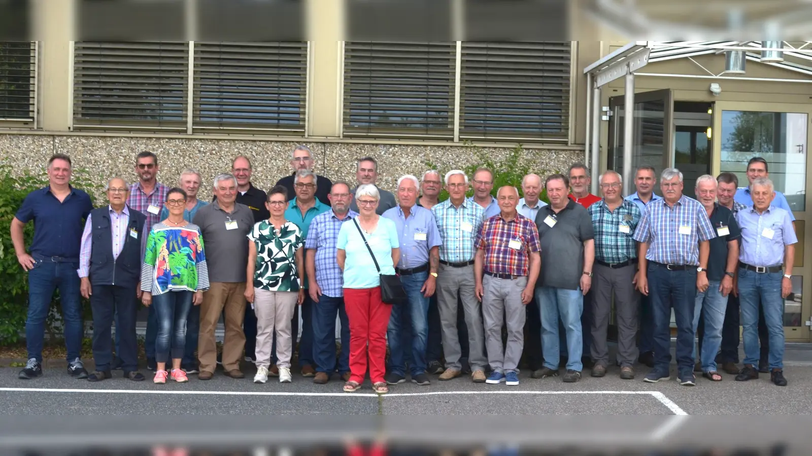 Vieles gab es zu besprechen beim Treffen der ehemaligen Kennametal Mitarbeiter.  (Bild: Miriam Burger)