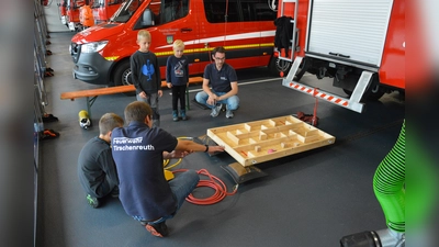 Beim Ferienprogramm der Feuerwehr Tirschenreuth war das Ball-Labyrinth eine Station. (Archivbild: Feuerwehr Tirschenreuth/exb)