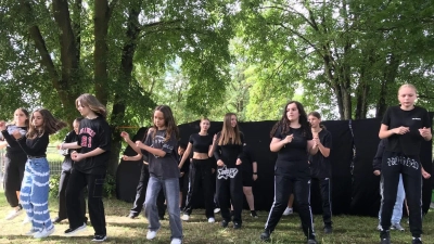 Der Tanzworkshop war für die Schüler eine willkommene Abwechslung. (Bild: Udo Leitz/exb)