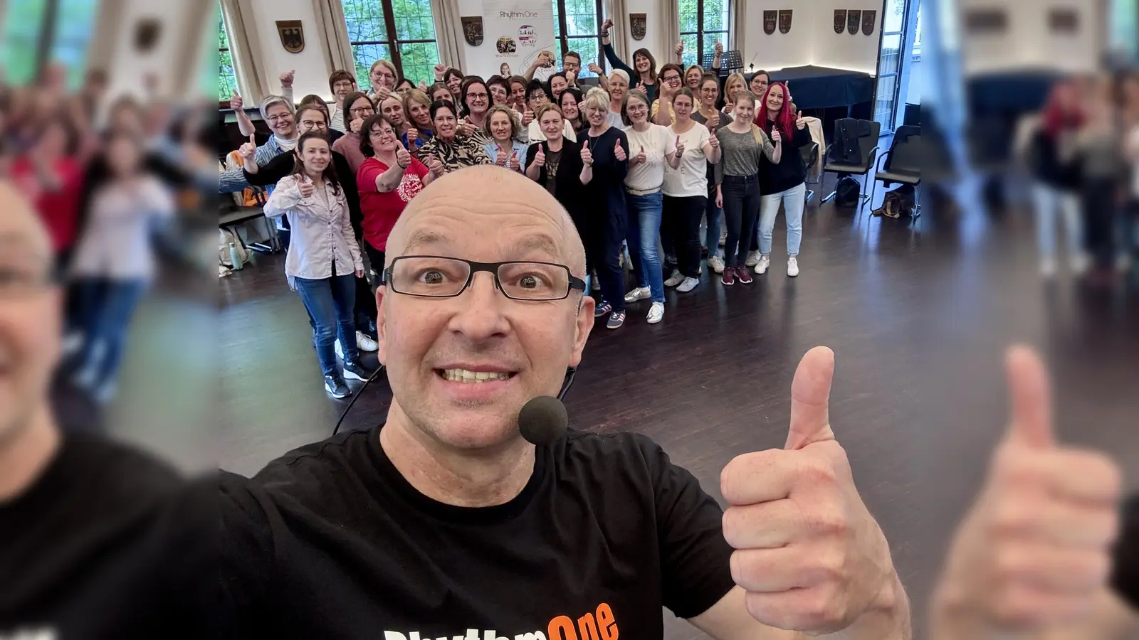 Richard Filz mit allen Teilnehmerinnen und Teilnehmern. (Bild: Richard Filz)