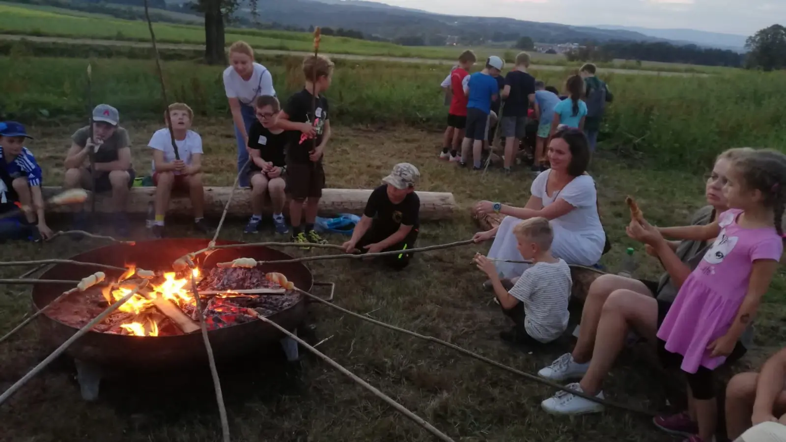 Lagerfeuer am Rastenberg  (Bild: Stephanie Döllinger)