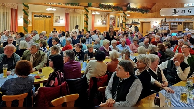 Blick in den Saal. (Bild: Reinhard Kreuzer )