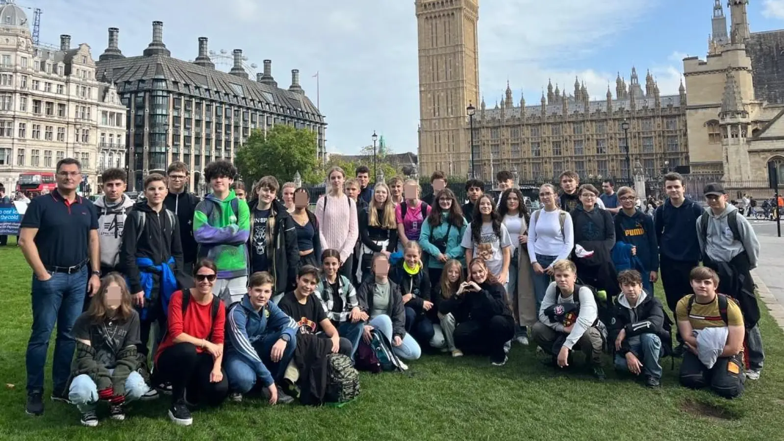 Gruppenbild vor dem Big Ben.  (Bild: Birgit Kunz )