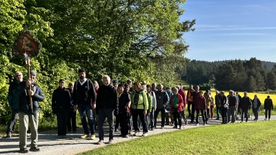 Fußwallfahrt der Amberger Pfarreien zum Habsberg. (Bild: Manfred Baldauf)