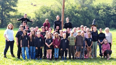 Gruppenfoto beim Zeltlager 2024 (Bild: Claudia Plödt)