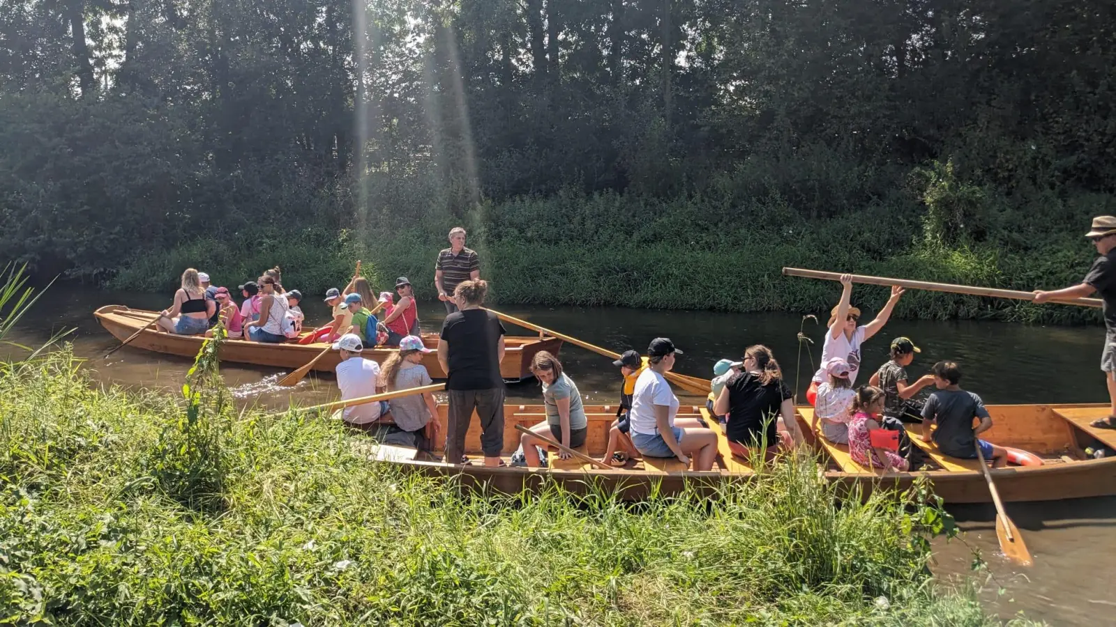 Start der Zillenfahrt. (Bild: Inge Behringer)