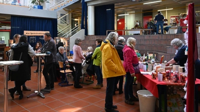 Hobbykünstlermarkt des EHG-Fördervereins (Bild: Ramona Gilch)