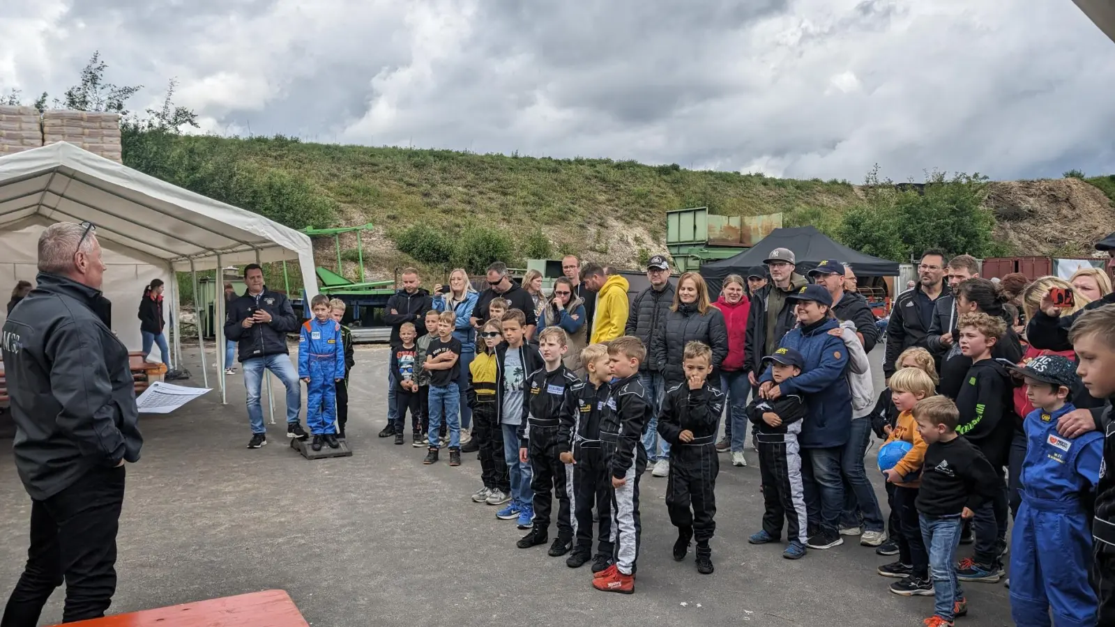 91 Teilnehmer gingen beim Jugend-Kartrennen des MSC Tirschenreuth an den Start. (Bild: MSC Tirschenreuth/exb)