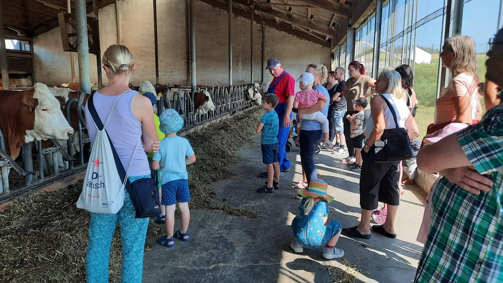 Kinderferienprogramm, Besuch auf dem Bauernhof in Obertresenfeld (Bild: Martin Licha)