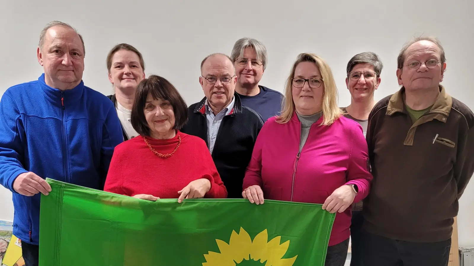 Auf dem Bild Paul Groß, Tina Winklmann MdB, Renate Kersting-Tschirpanliew, Christoph Beck, Frank Möller, Marion Krause, Sabine Ernst, Wolfgang Rösler. (Bild: Stephanie Wanninger )