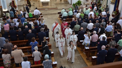 Feierlich begangen wurde am Sonntag das Patrozinium der Moosbacher Pfarrkirche Sankt Peter und Paul zu ihrem Namenstag.  (Bild: Peter Garreiss)