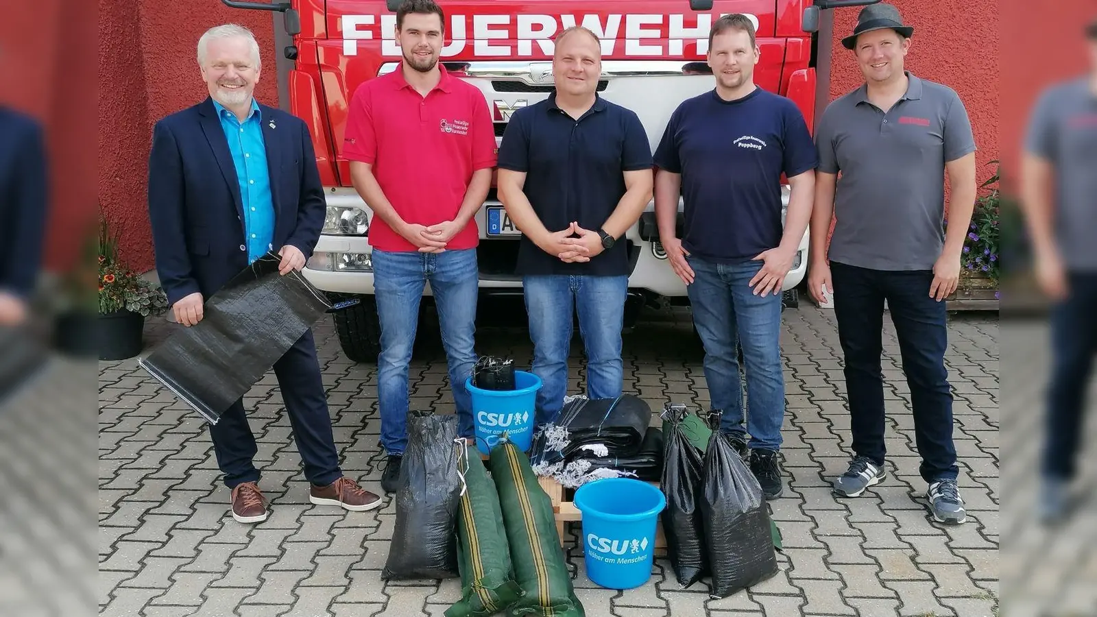 Von links nach rechts: Ortsvorsitzender Hans Süß, Julian Rauch (2. Kdt. Sunzendorf), CSU-Bürgermeisterkandidat Max Graf, Norbert Franz (1. Kdt. Poppberg), Björn Schötz (2. Kdt. Schwend)<br> (Bild: Thomas Renner)