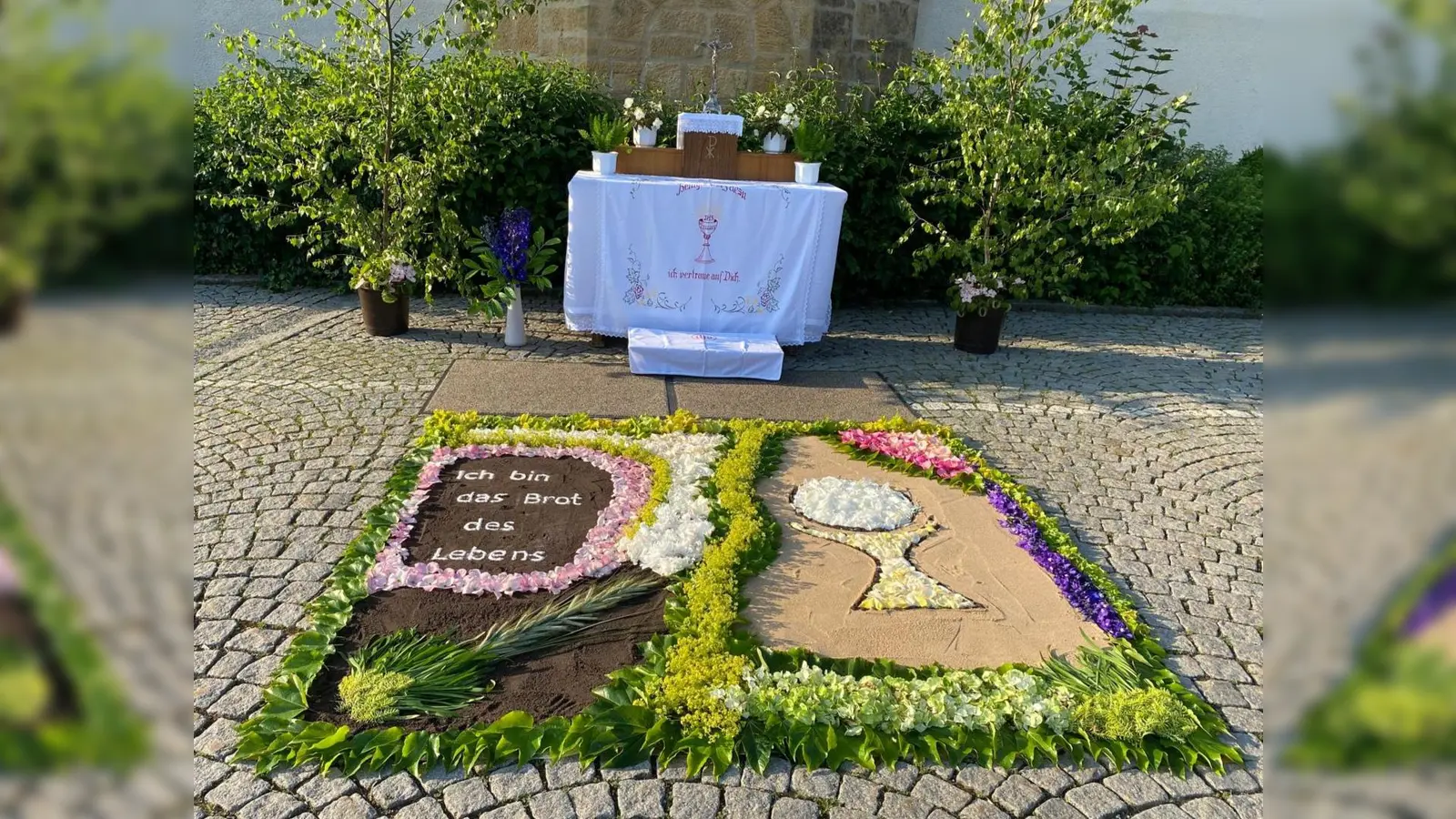 4. Altar an der Pfarrkirche (Bild: Katharina Amann)