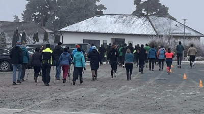 Los geht&#39;s zum Silvesterlauf (Bild: Sonja Reichold)