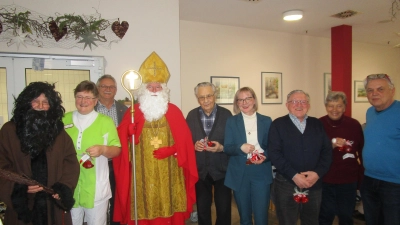 Weihnachtliche Stunden im Caritas-Marienheim (Bild: Daniela Donhauser)