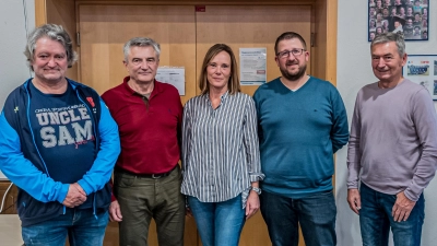 Die Judo-Spartenleitung der DJK mit Manfred Schmid, Peter Hammer, Silke Hammer, Jürgen Meiler und DJK-Vorsitzendem Lothar Trager (von links) (Bild: Daniel Kellner)