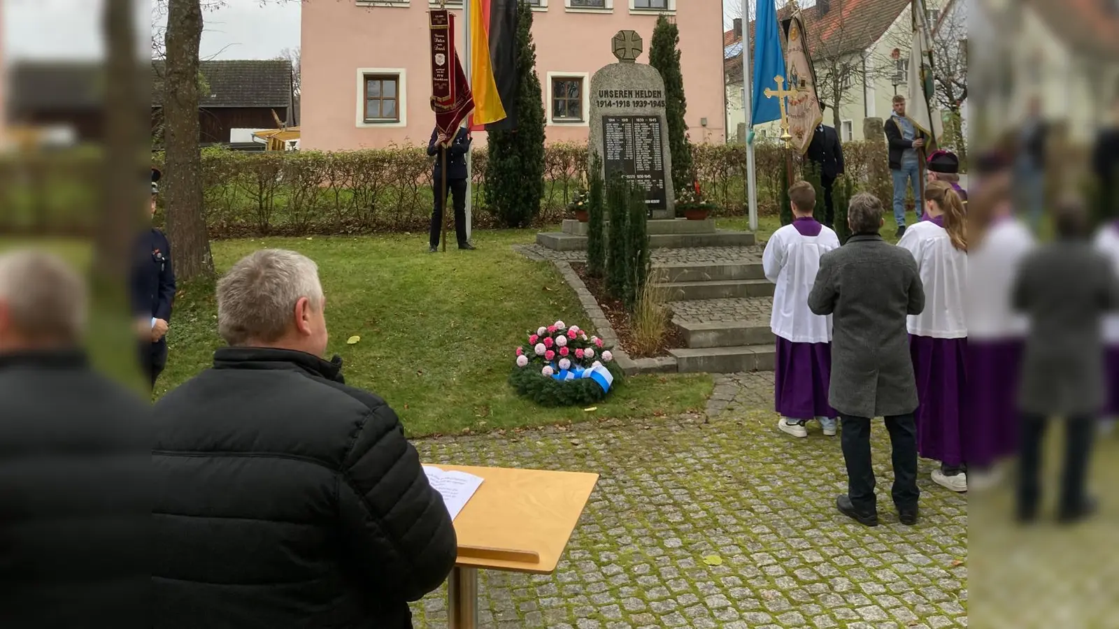 Das Kriederdenkmal erstrahlt rechtzeitig zum Volkstrauertad wieder im neuen Glanz (Bild: Hans Meißner)