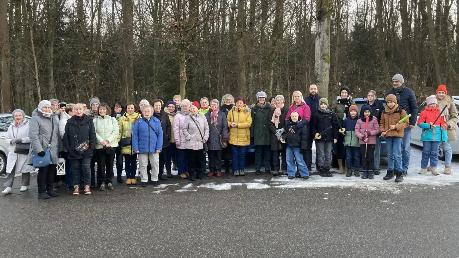 Rauhnacht-Wanderung des Kath. Frauenbundes St. Konrad (Bild: Gaby Narozny)