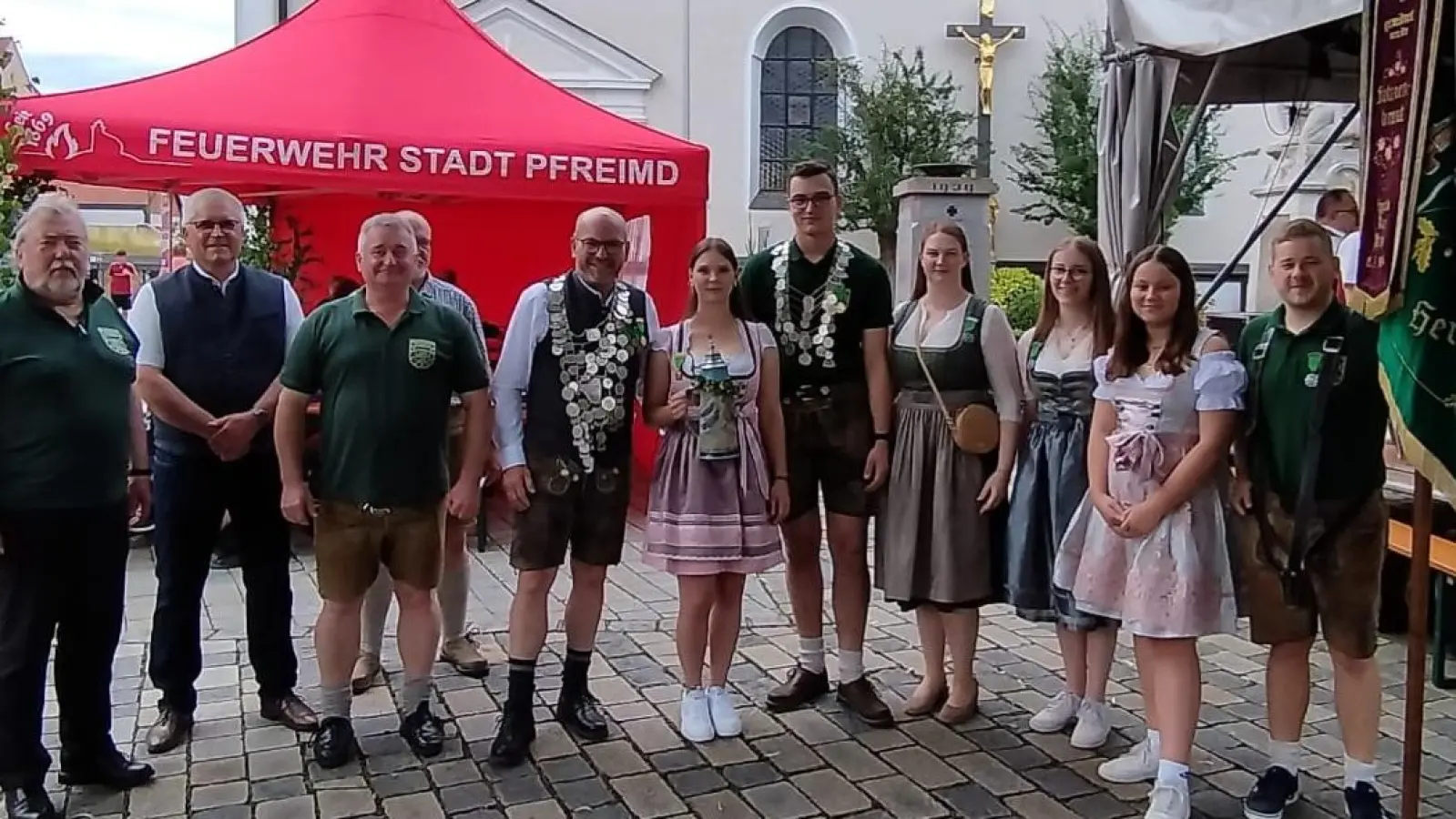 Die neuen Würdenträger bei den Stadtschützen.  (Bild: Karin Ruhland)