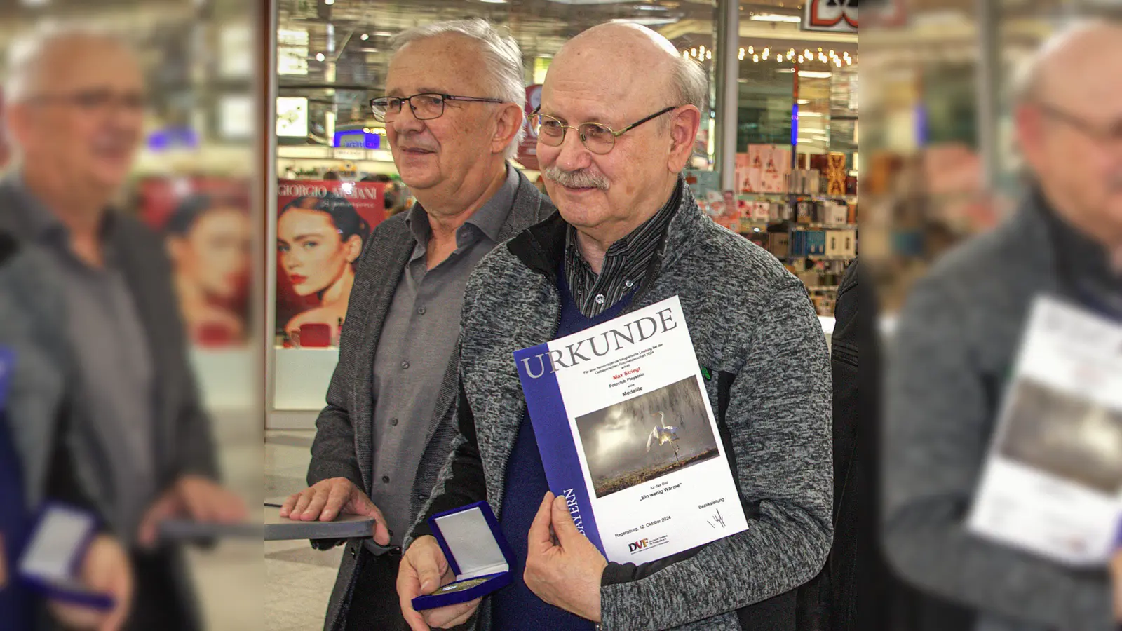 Max Striegl mit DVF-Bezirksleiter Josef Graf. (Bild: Reinhold Schulz)