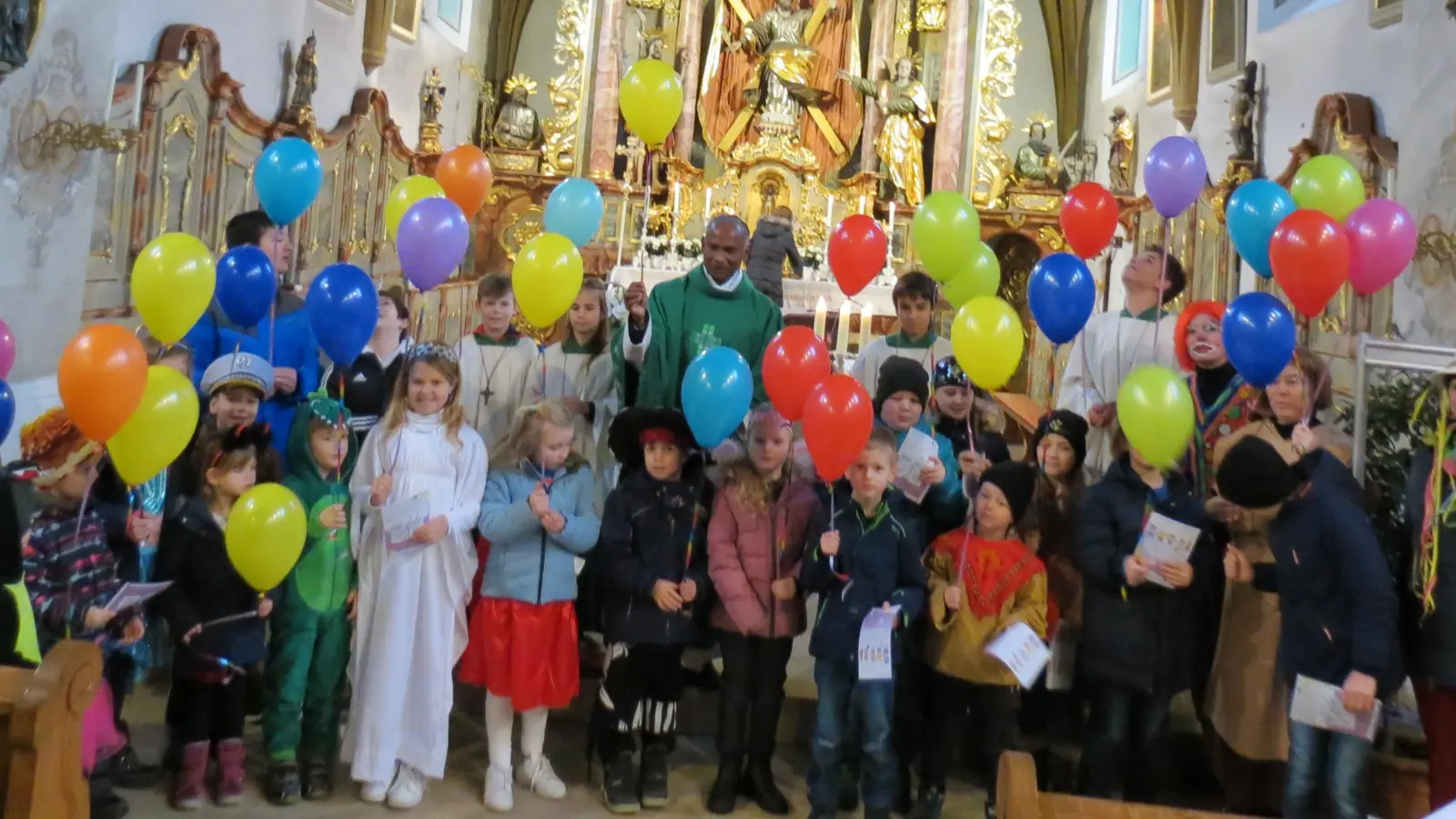 Beim Faschingsgottesdienst in Altendorf geht&#39;s bunt zu. (Bild: Schlehuber/exb)