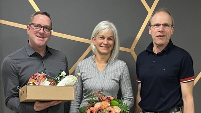 Bernd Reil, Elisabeth Eckert, Schulleiter Ludwig Pfeiffer (von links). (Bild: Monika Steffens)