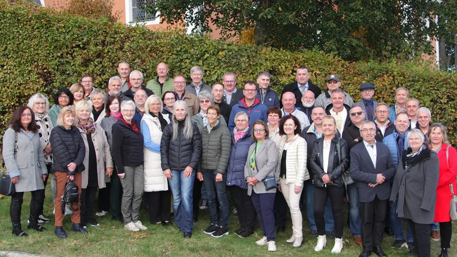 Klassentreffen des Schülerjahrgangs 1963/64.  (Bild: Lisa Langer)