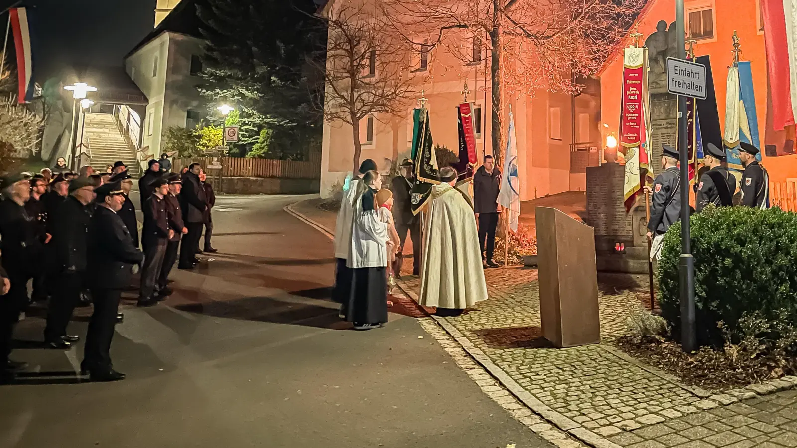 Volkstrauertag 2024 in Kastl bei Kemnath. (Bild: Hans Walter)