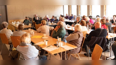 Vortrag im Mehrgenerationentreff der AWO Am Sandradl 20 in Oberviechtach (Bild: Michael Welnhofer)