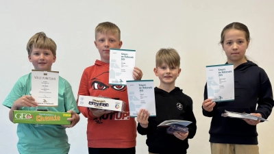 Die Gewinner: Jonas Hamann, Nico Radwer, Matteo Ott, Katharina Neudert. (Bild: Gabriele Stock)